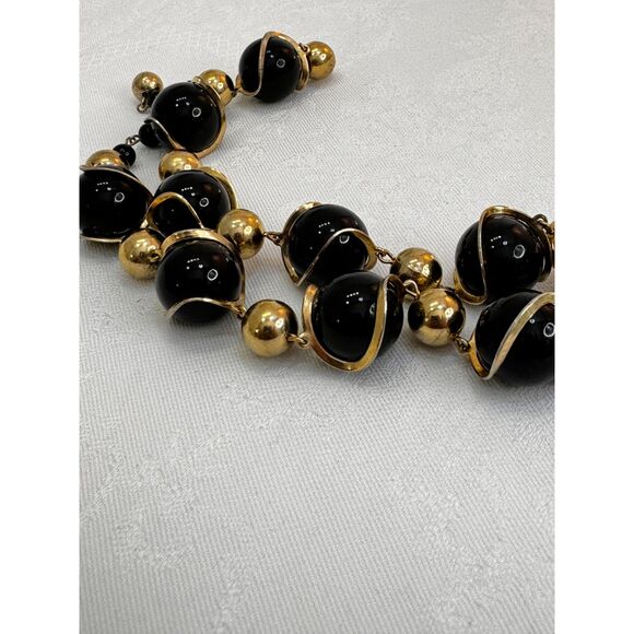 Stunning Vintage Coro Lucite Necklace - Picture 4 of 8